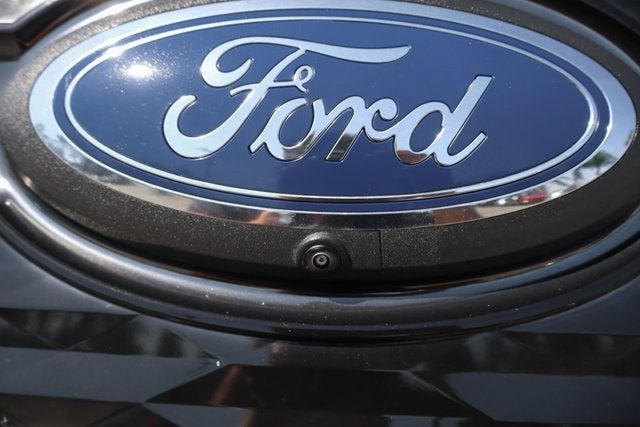 2022 Ford F-150 Lightning Platinum