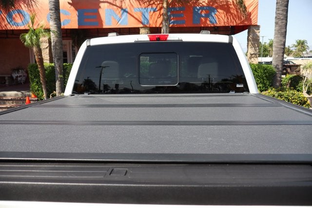 2022 Ford F-150 Lightning Platinum