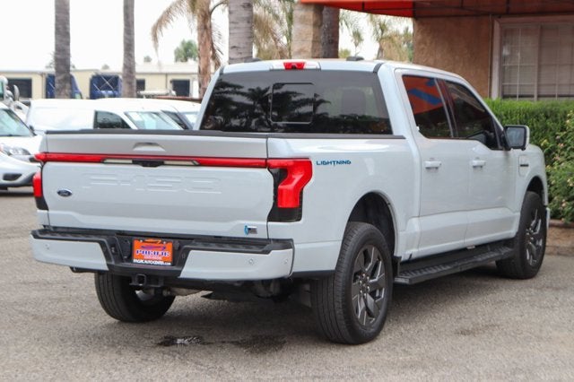 2023 Ford F-150 Lightning Lariat
