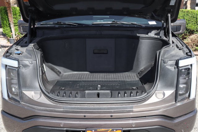 2023 Ford F-150 Lightning Lariat