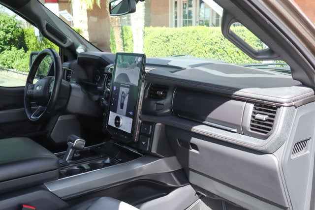 2023 Ford F-150 Lightning Lariat
