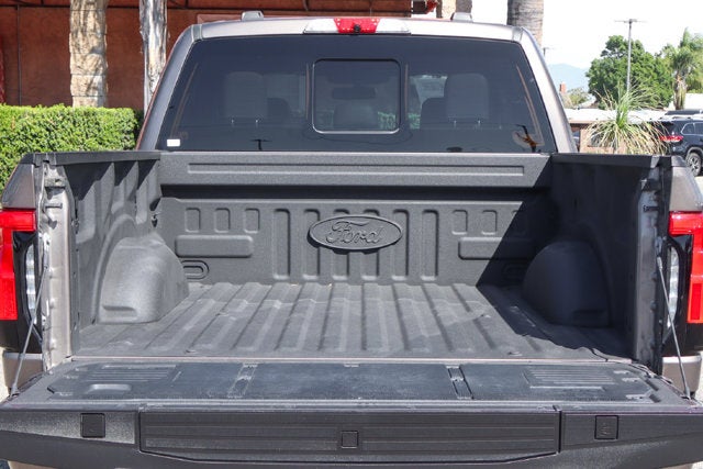 2023 Ford F-150 Lightning Lariat