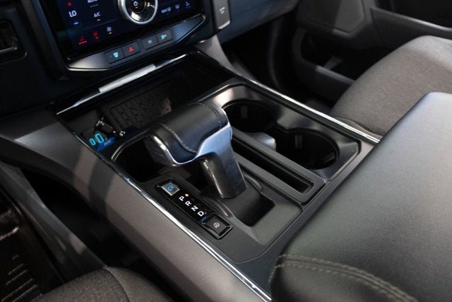 2024 Ford F-150 Lightning Flash