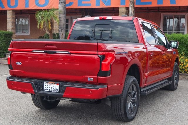 2025 Ford F-150 Lightning Lariat