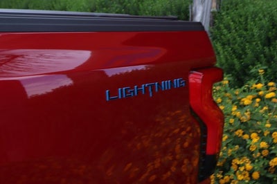 2025 Ford F-150 Lightning Lariat