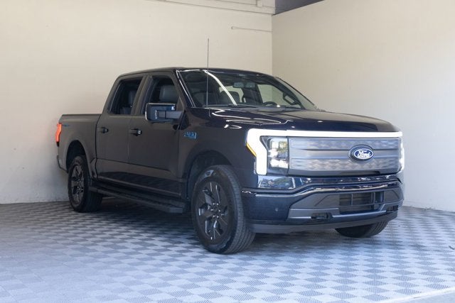 2024 Ford F-150 Lightning Lariat