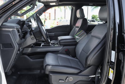 2025 Ford F-150 Lightning Lariat