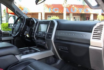 2017 Ford F-250SD Lariat