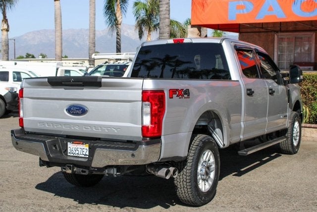 2017 Ford SUPER DUTY F-250 SRW XLT