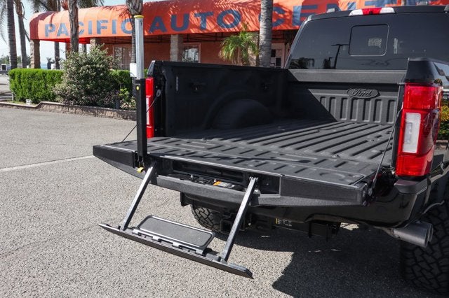 2021 Ford F-350SD Lariat