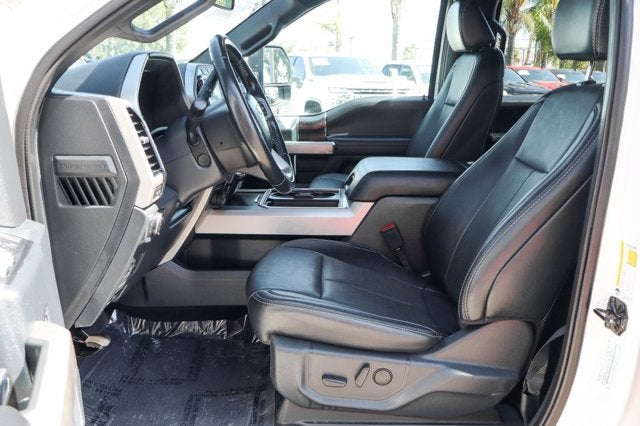 2022 Ford F-350SD Lariat