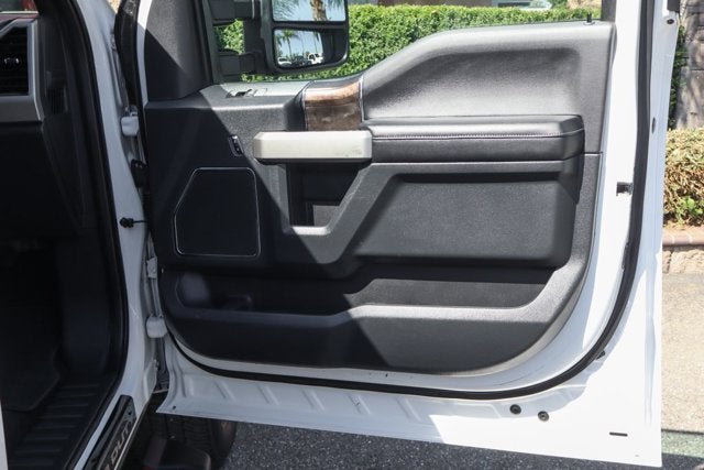 2022 Ford F-350SD Lariat