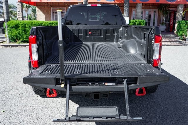 2017 Ford F-350SD Lariat