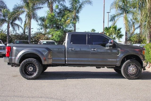 2017 Ford F-350SD Lariat