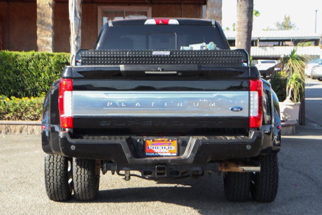 2017 Ford F-350SD Platinum