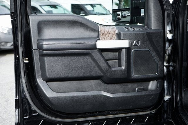 2017 Ford F-350SD Lariat