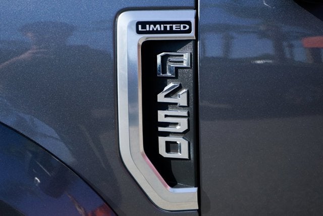 2022 Ford F-450SD Limited