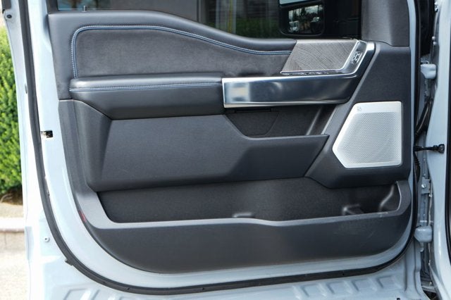 2025 Ford F-450SD Platinum