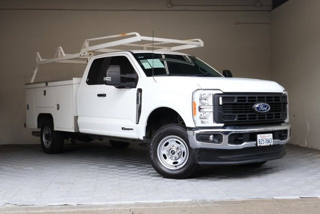 2023 Ford Super Duty F-350 SRW XL