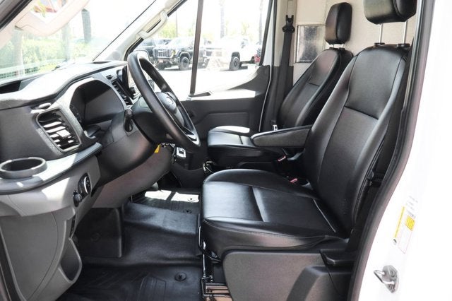 2022 Ford Transit-250 Base