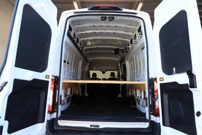 2025 Ford E-Transit Cargo Van Base