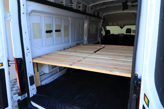 2025 Ford E-Transit Cargo Van Base