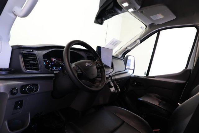 2025 Ford E-Transit Cargo Van Base