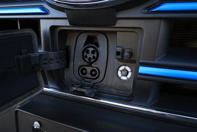 2025 Ford E-Transit Cargo Van Base
