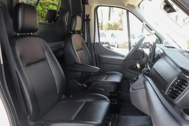 2022 Ford E-Transit-350 Base