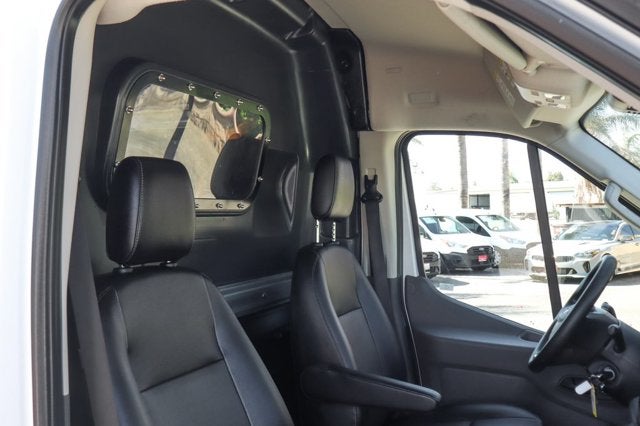 2022 Ford E-Transit-350 Base