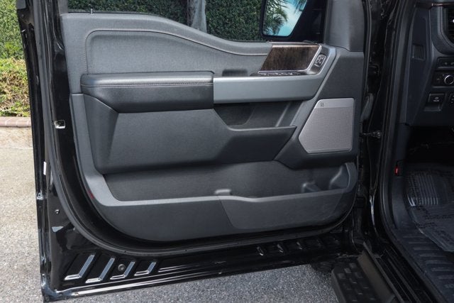2022 Ford F-150 Lightning Lariat