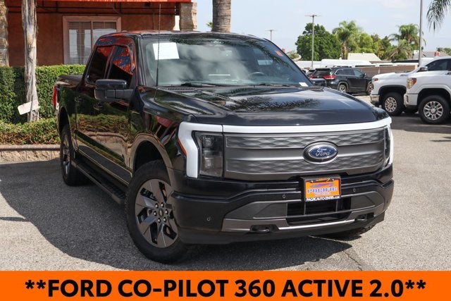 2022 Ford F-150 Lightning Lariat