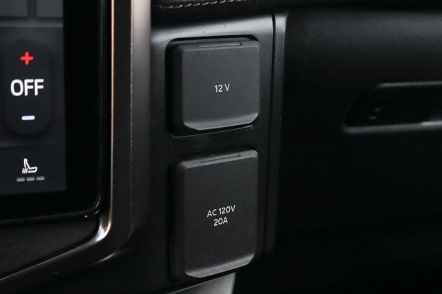 2022 Ford F-150 Lightning Lariat