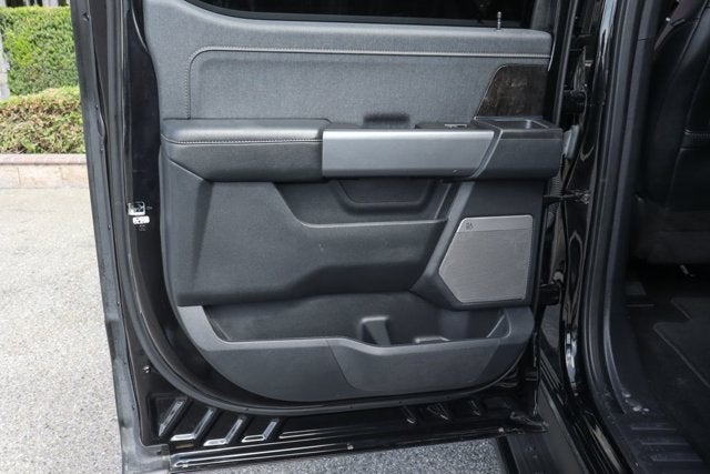 2022 Ford F-150 Lightning Lariat