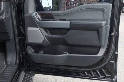 2022 Ford F-150 Lightning Lariat