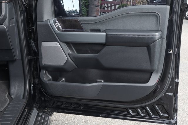 2022 Ford F-150 Lightning Lariat