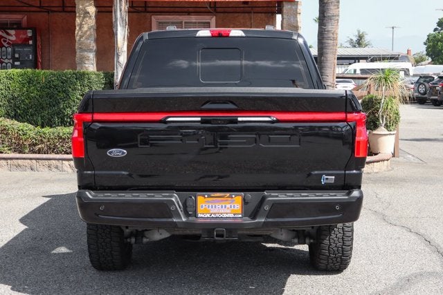 2022 Ford F-150 Lightning Lariat