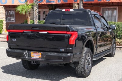 2022 Ford F-150 Lightning Lariat