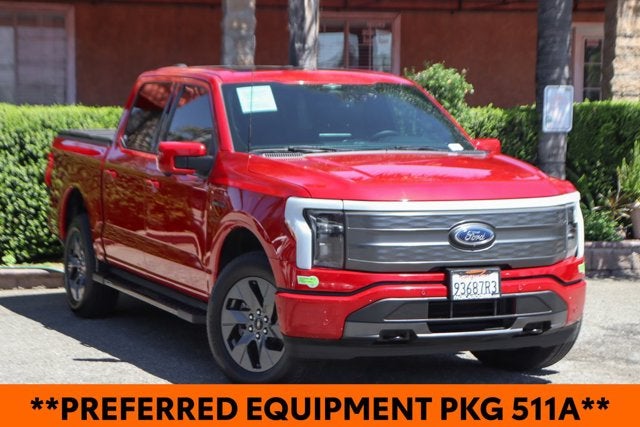 2023 Ford F-150 Lightning Lariat