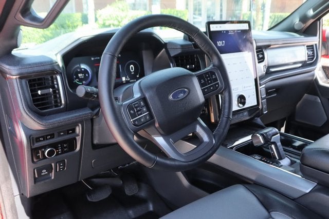 2023 Ford F-150 Lightning Lariat