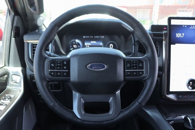 2023 Ford F-150 Lightning Lariat