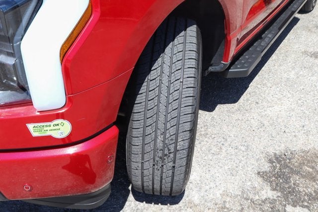 2023 Ford F-150 Lightning Lariat