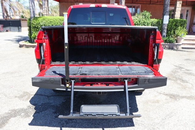 2023 Ford F-150 Lightning Lariat