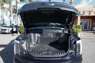 2023 Ford F-150 Lightning Lariat