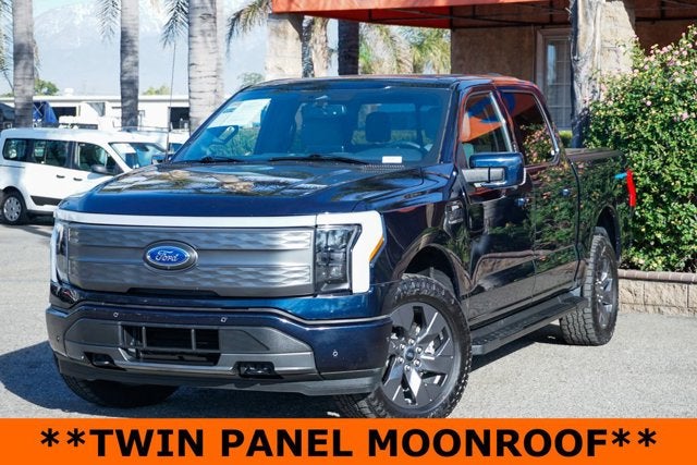 2023 Ford F-150 Lightning Lariat