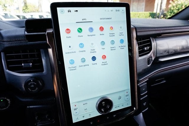 2023 Ford F-150 Lightning Lariat