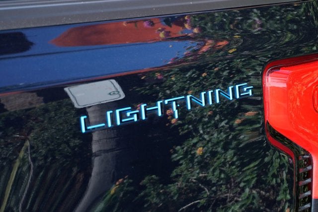 2023 Ford F-150 Lightning Lariat