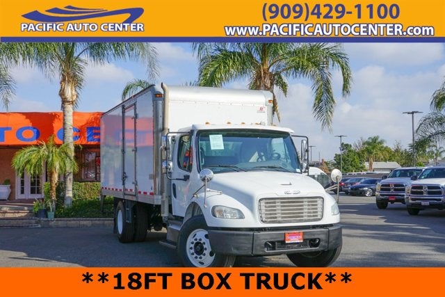 2013 Freightliner M2 106