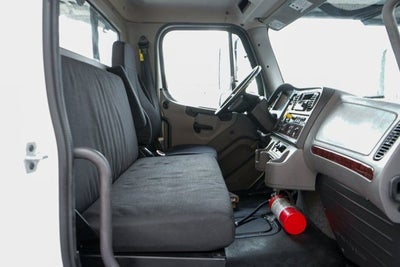 2023 Freightliner M2 106 MD