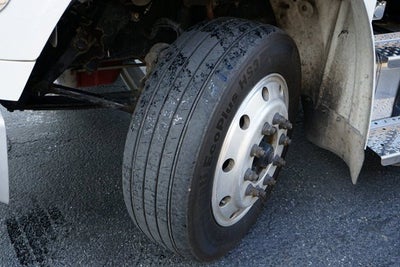 2023 Freightliner M2 106 MD